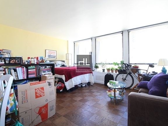 5th image of 330 E 33rd St APT 16F