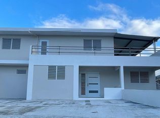 408 Street Mh19 Country Clb, Carolina, PR 00985