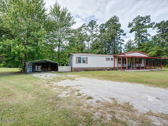3rd image of 102 Gloria Court