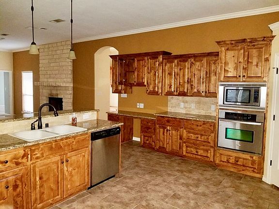 4th image of 4905 Woodhollow Dr