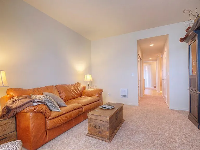 5247 Olympic Dr NW #5247I — Photo 4