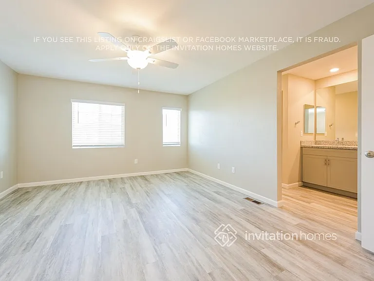 1749 S Elk Way — Photo 12