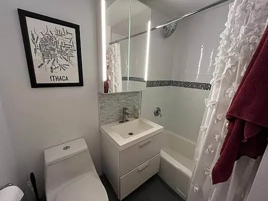 Rented by SERHANT. | media 45