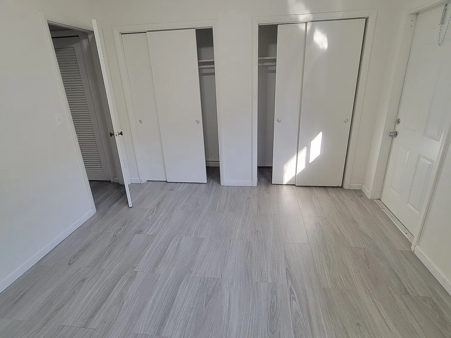 1 bed, 550 sqft, $1,725 — Photo 3