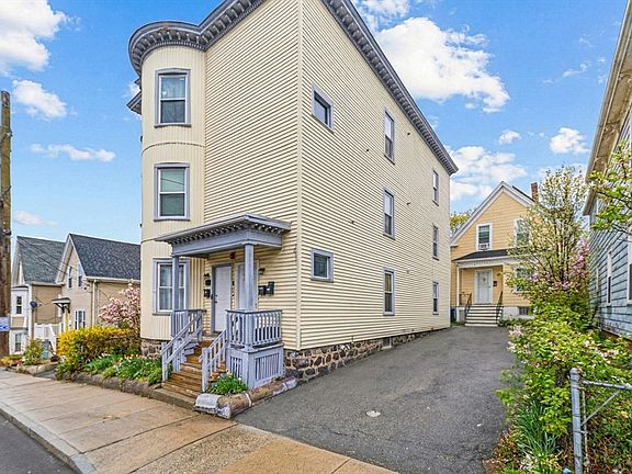 3rd image of 10 Adams St
