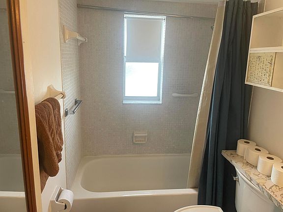 5th image of 600 Village Green Court #223