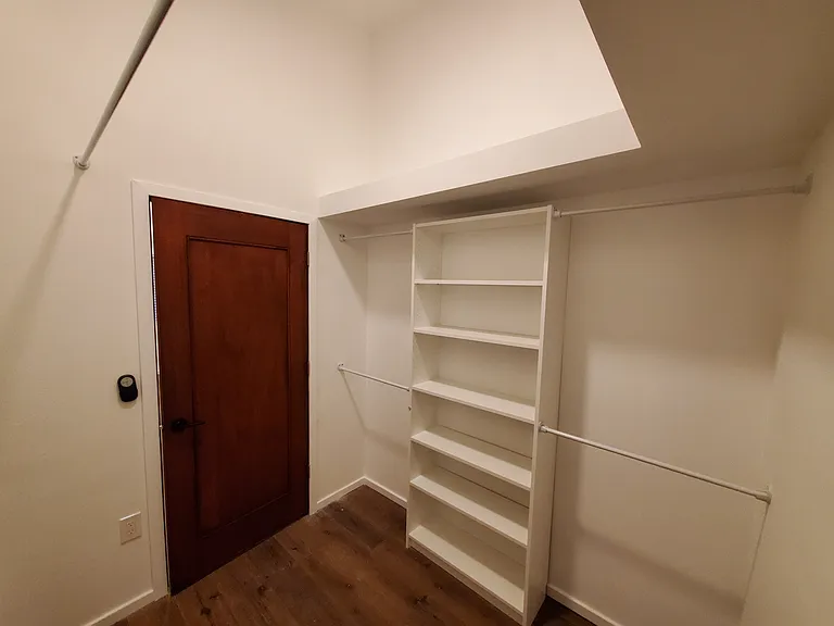 2522 Delaware St — Photo 30