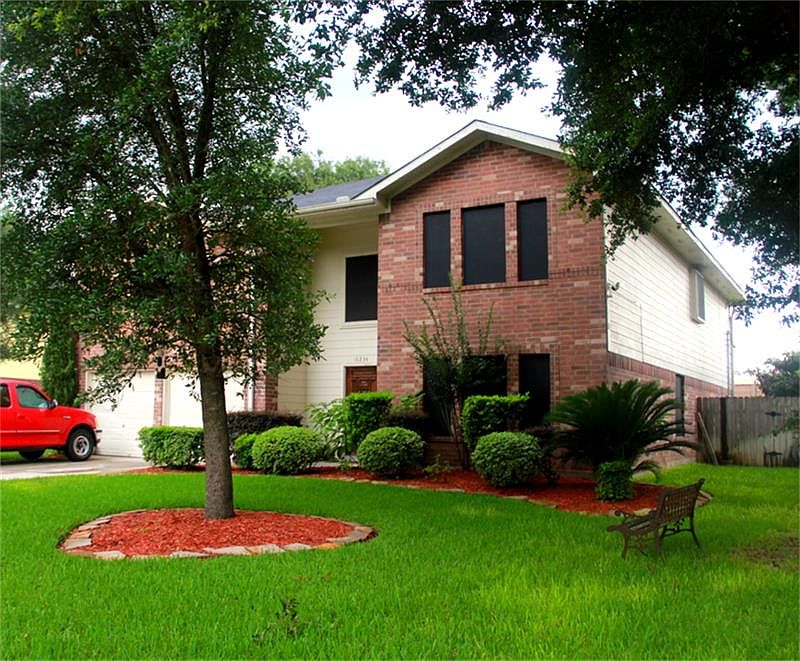 1st image of 16234 Charterstone Dr
