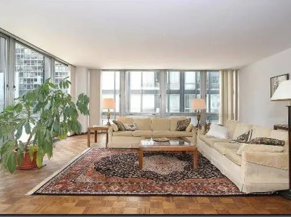 3660 N Lake Shore Dr #P-172, Chicago, IL 60613