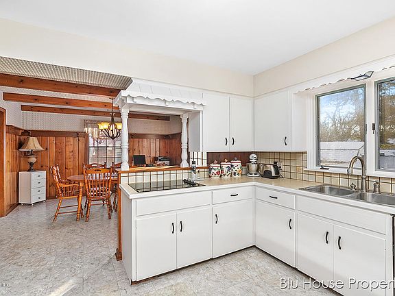 5th image of 1816 Clearbrook St SE
