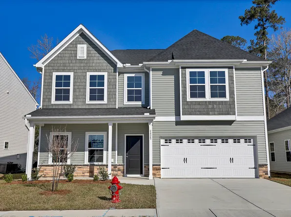 2425 Flowery Branch Dr, Castle Hayne, NC 28429