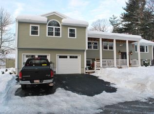 51 Dyer St, Billerica, MA 01821