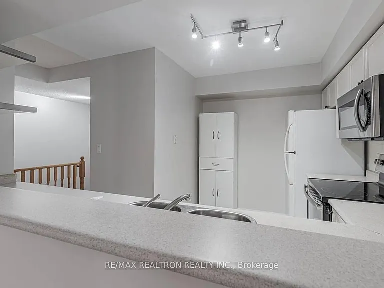 3 Everson Dr #228 — Photo 11
