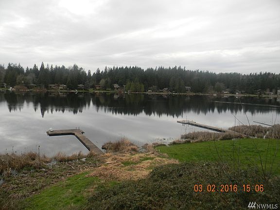 5th image of 17807 E Lake Desire Dr SE