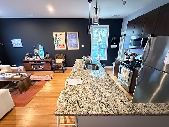 4th image of 1713 W Le Moyne St APT 2F