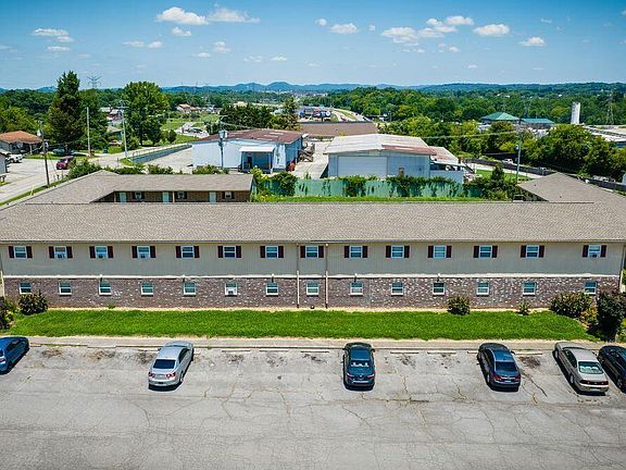 4th image of 501 Whitecrest Dr