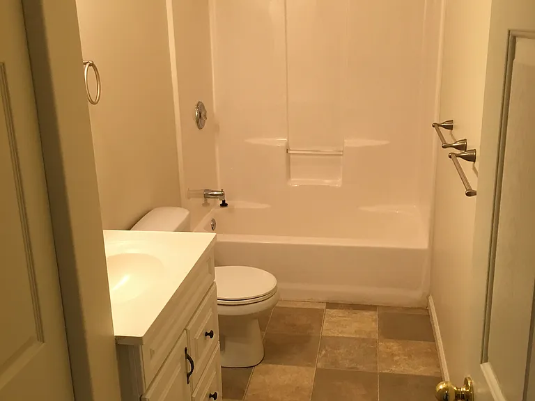 1165 Main St — Photo 5