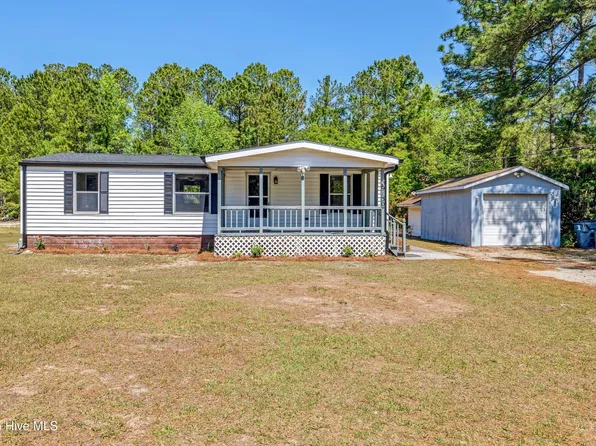 9130 Highland Hills Drive NE, Leland, NC 28451