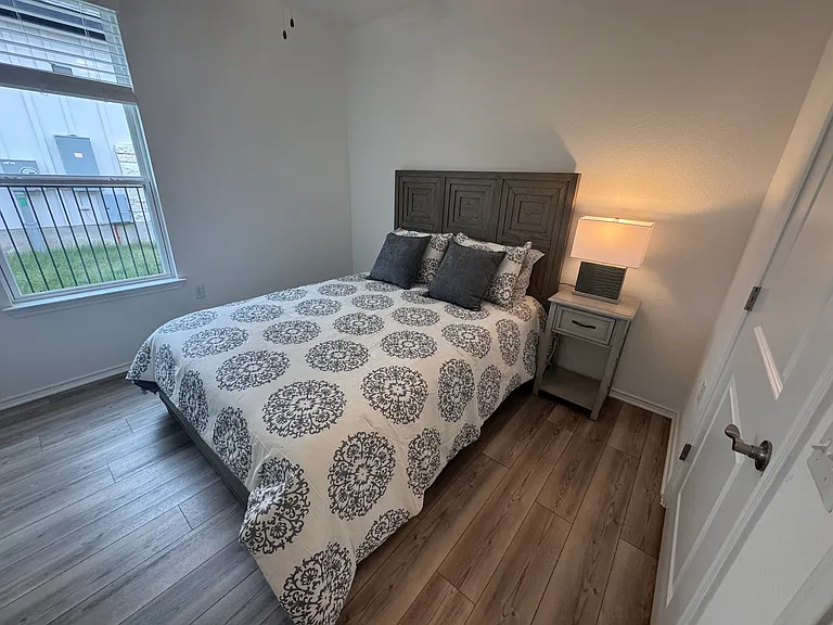 120 Clay Hill St — Photo 18