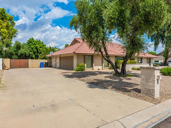 2nd image of 5026 E Oakhurst Way