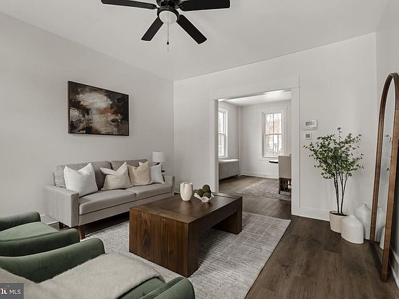 3rd image of 634 Saint Joseph St