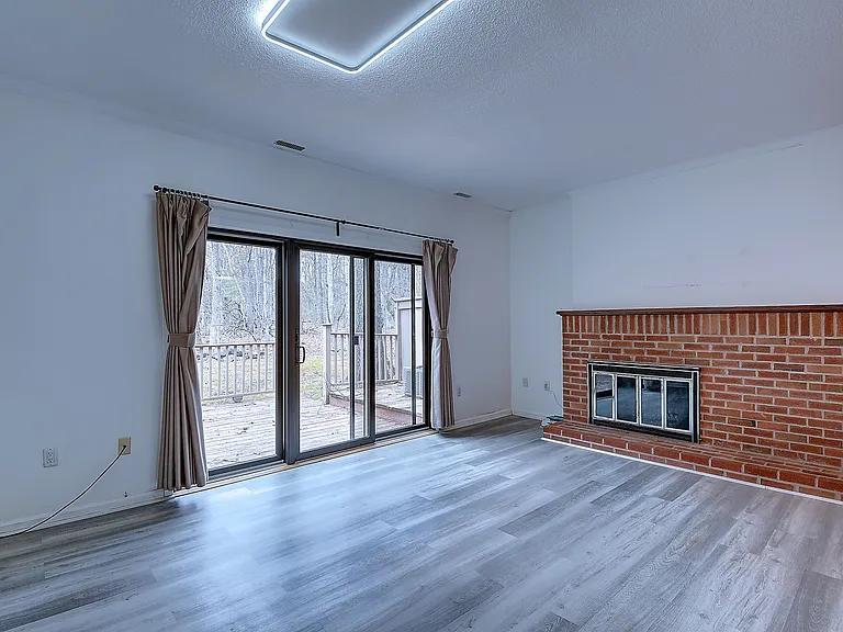 32 Farmington Chase Cres #32 — Photo 17