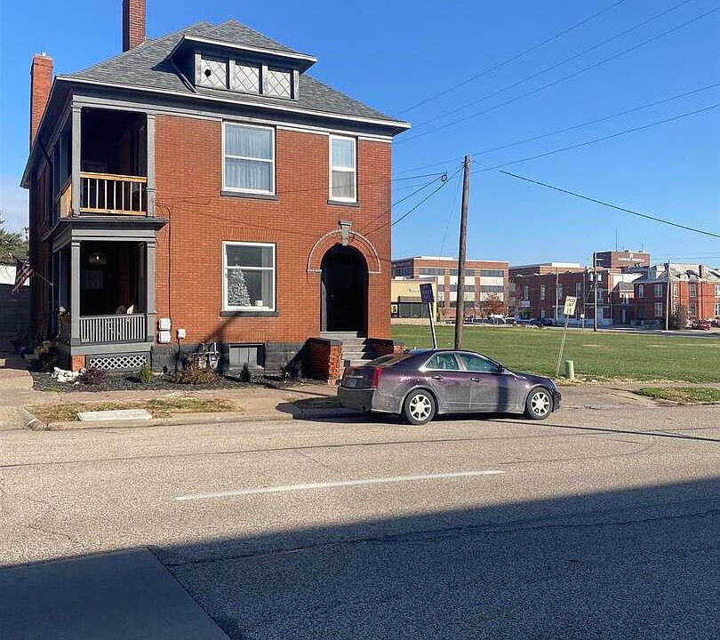 1st image of 819-819 1/2 Vermont St