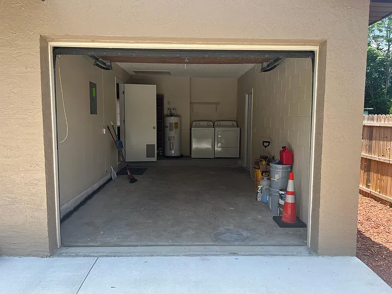 2314 E Crystal Lake Ave — Photo 23