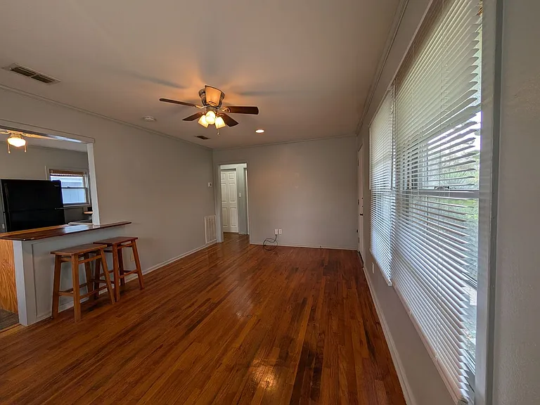 890 Josephine St — Photo 14