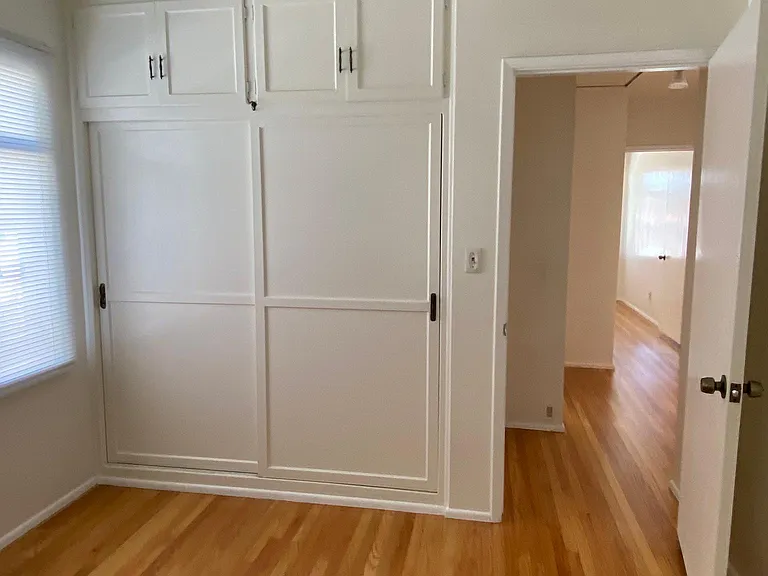 11820 Pomering Rd — Photo 13