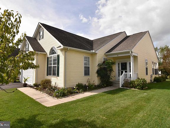 3rd image of 36 Wanoma Cir