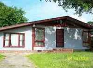 104 London Ln, Jacksonville, NC 28546