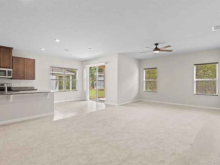 2964 Slough Creek Dr — Photo 4