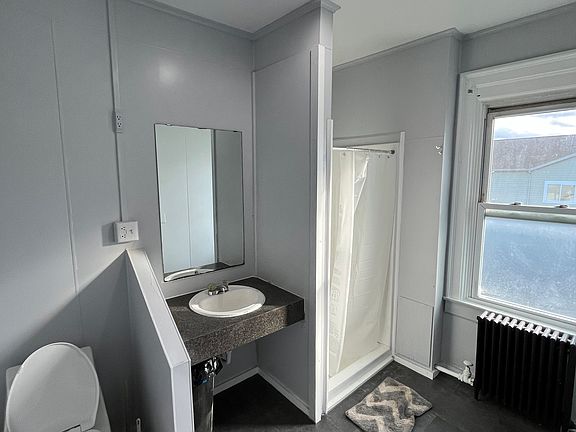 3rd image of 219 E Manlius St #14
