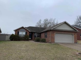 707 Merimac Dr, Evansville, IN