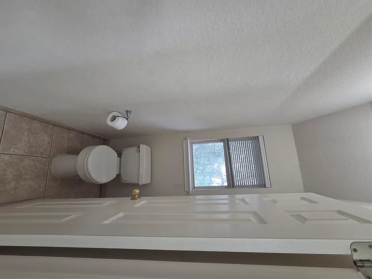 3208 Santee Dr — Photo 22
