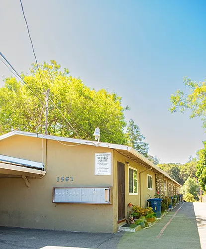 1563 D St Photo 1