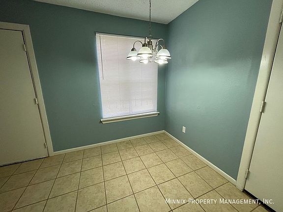 4th image of 3100 Redwood St