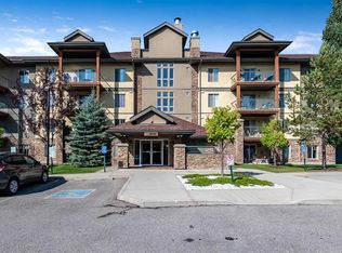 92 W Crystal Shores Rd #3415, Okotoks, AB T1S2N1