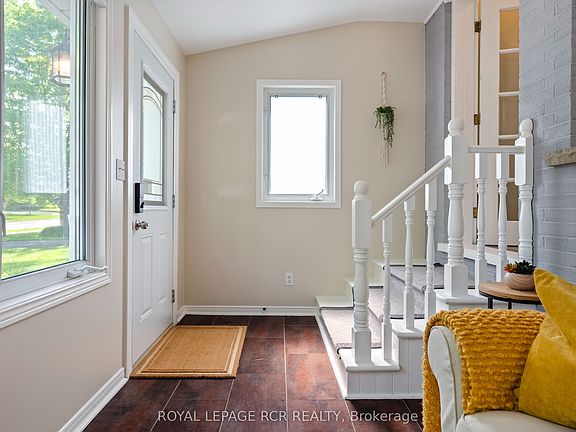 5th image of 77 Zina St