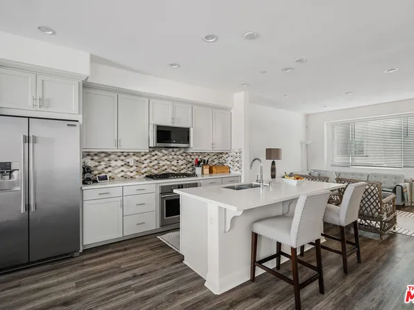 592 E Imperial Ave, El Segundo, CA 90245