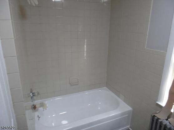 4th image of 28 Watchung Ave