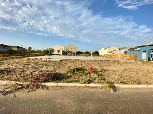 1516 Riddle Dr, Laredo, TX 78046