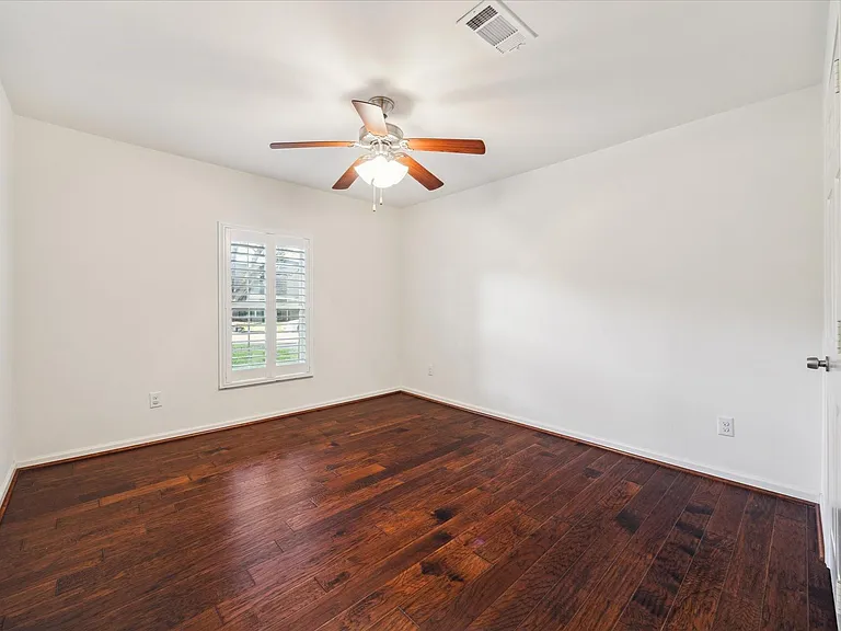 6215 Cheena Dr — Photo 20