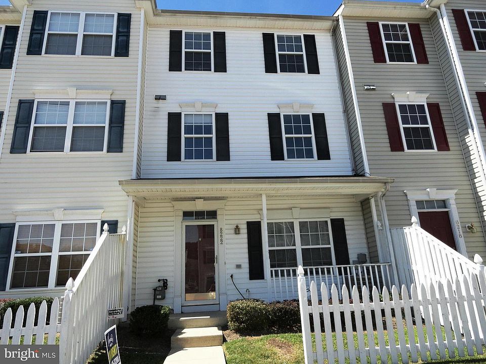 1st image of 8222 Barrington Ct #19