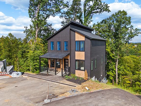 2nd image of 527 New Venture Way Lot 32