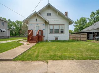 602 W Adams St, Abingdon, IL 61410