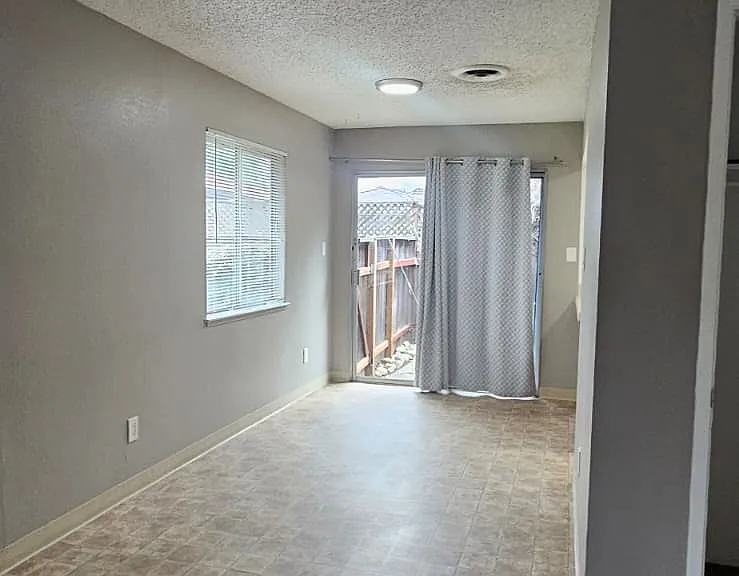 5865 S Land Park Dr — Photo 15
