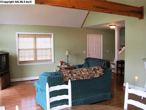 4th image of 1410 County Road 4006