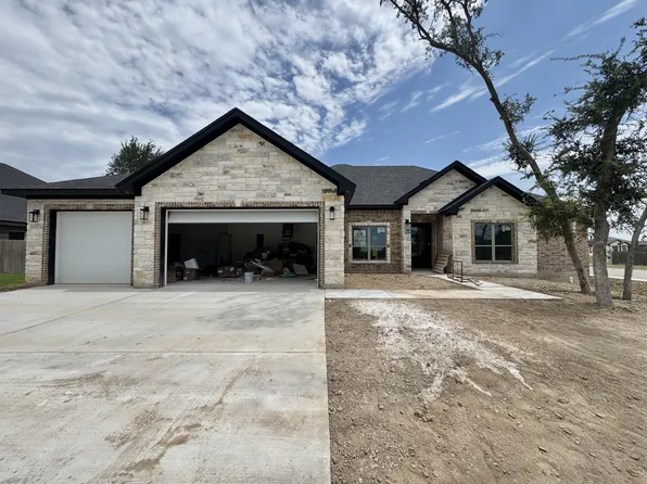 800 Eagle Hts, Salado, TX 76571